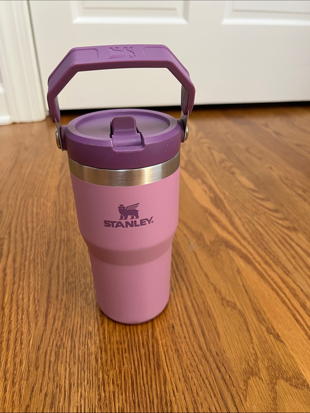STANLEY IceFlow 2.0 Flip Straw Tumbler, 20 oz, Lilac - Picture 3 of 6
